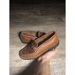 Vintage Cole Haan loafers with fringe Size 7.5
